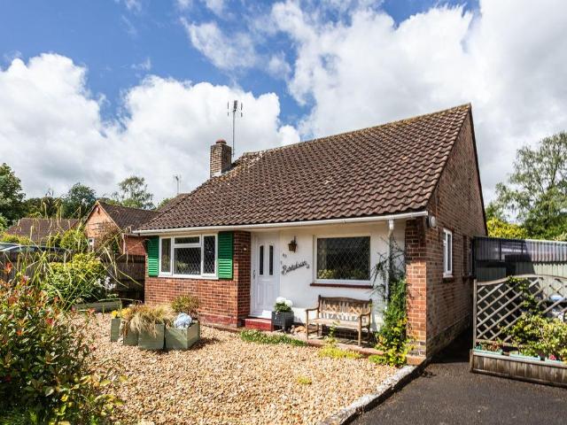 House for sale in Perryfields, West Sussex