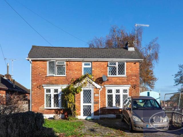 House for sale in Moordown, Bournemouth