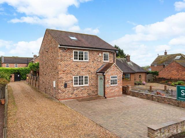 House for sale in Osgodby, Barlby