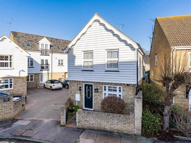 House for sale in The Bridge, Kent