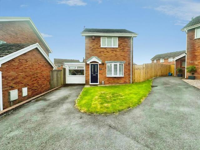 House for sale in Llanedi, Fforest