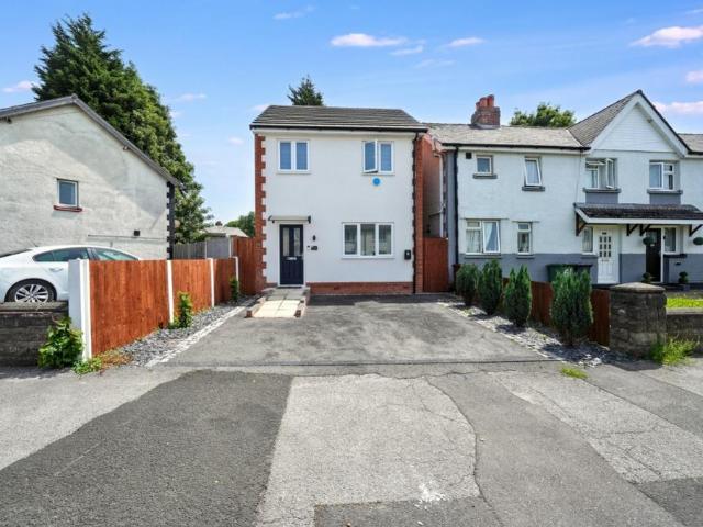 House for sale in Willenhall, West Midlands