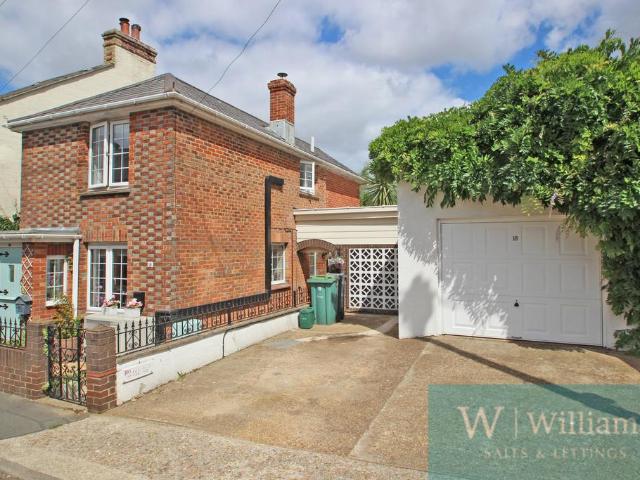 House for sale in Fairlee, Shide