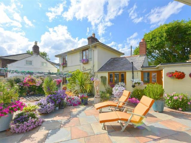 House for sale in Weston Lullingfields, Baschurch