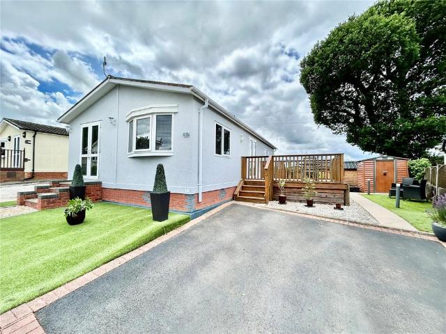 House for sale in Wood End, Gun Hill