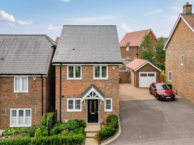 House for sale in Alderbrook, Cross In Hand