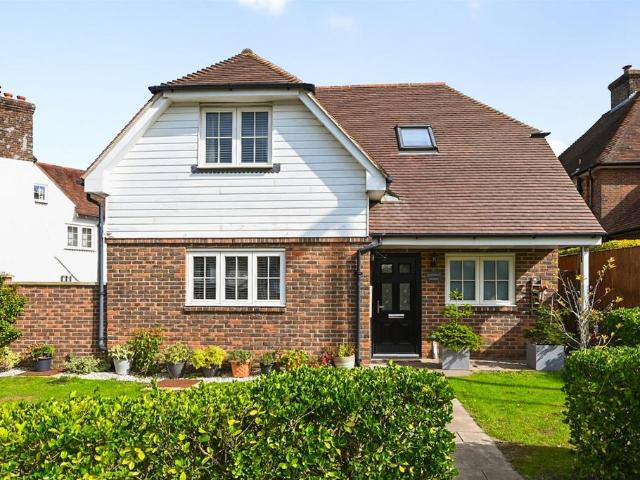 House for sale in Horsham, West Sussex