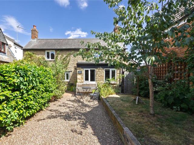 House for sale in Harrold, Bedford