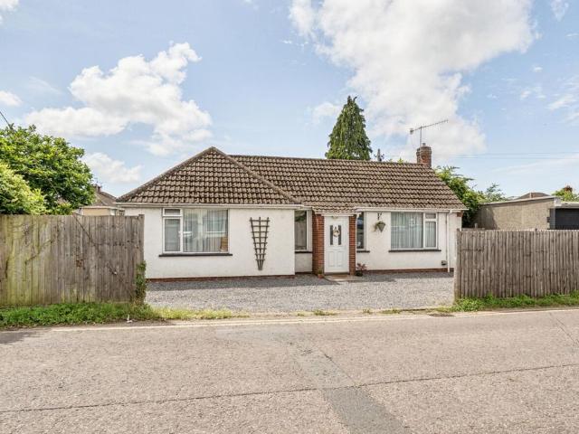 House for sale in Backwell, North Somerset