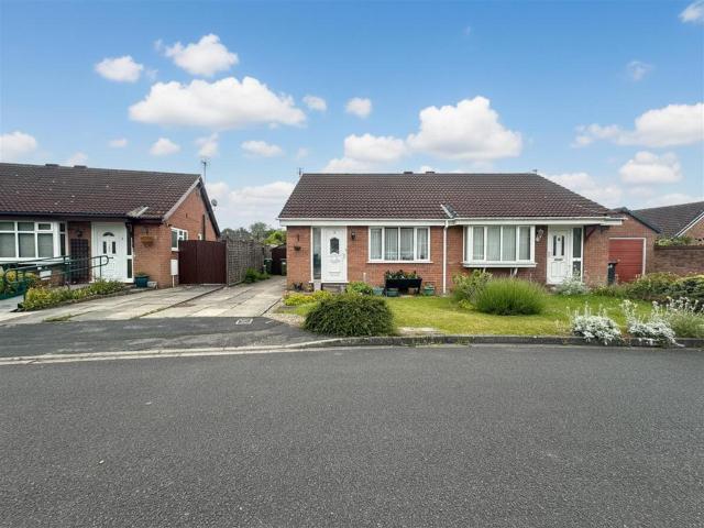Bungalow for sale in Chapelfields, High Field