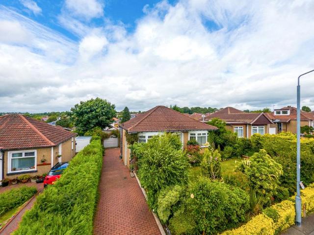 House for sale in Bearsden, Scotland