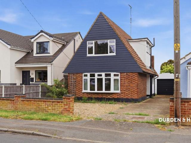 House for sale in Ashingdon, Barling