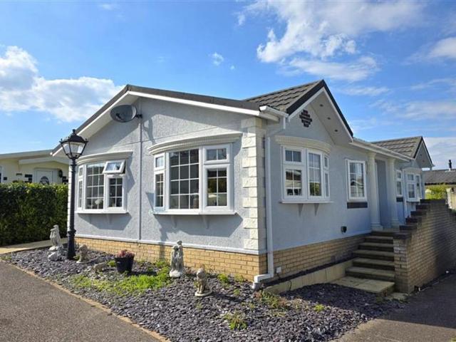 Park Home for sale in Braintree, Essex