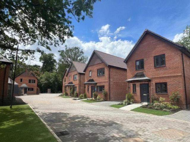 House for sale in Row Town, Surrey