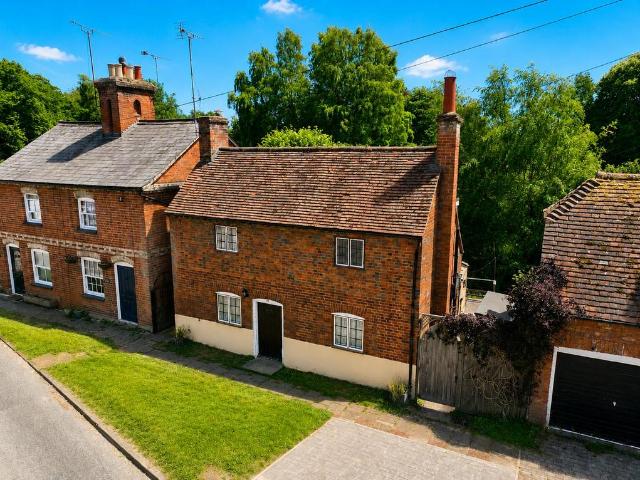 House for sale in Lemsford, Fretherne