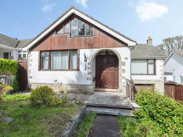 House for sale in Queens Park, Bournemouth