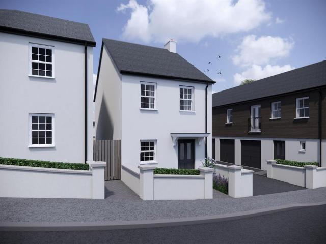 House for sale in Newquay, Cornwall