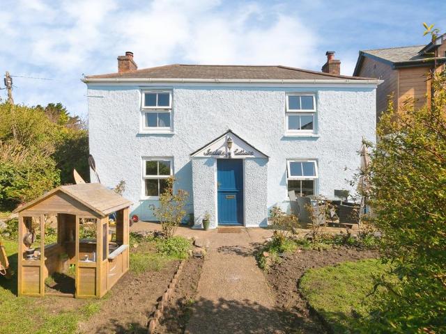House for sale in Portreath, Cornwall