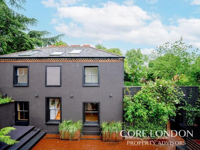 House for sale in London Borough of Ealing, Perivale