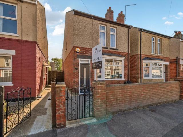 House for sale in Hardway, Middlecroft