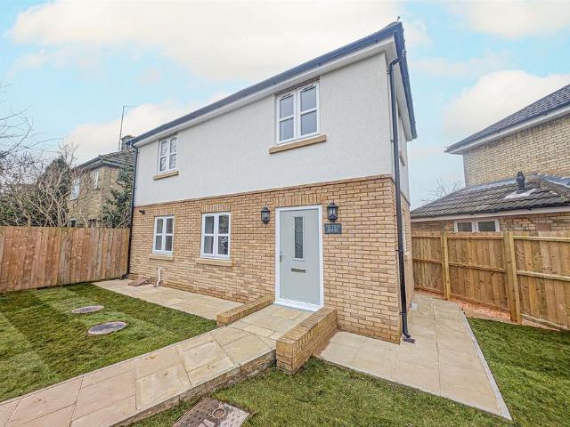 House for sale in Arbury, Cambridgeshire