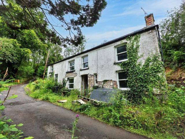 House for sale in Cwmamman, Glanaman