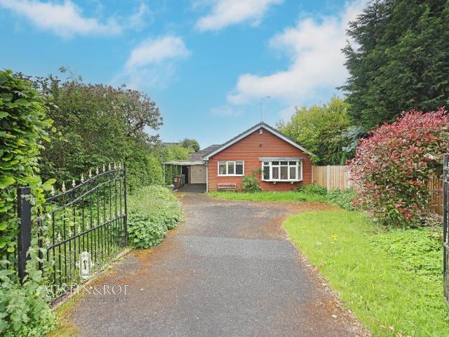House for sale in Stone, Baswich