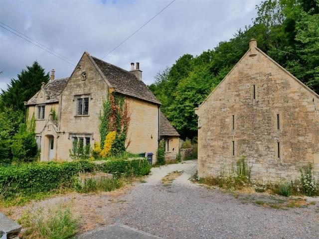 House for sale in Calne, Wiltshire