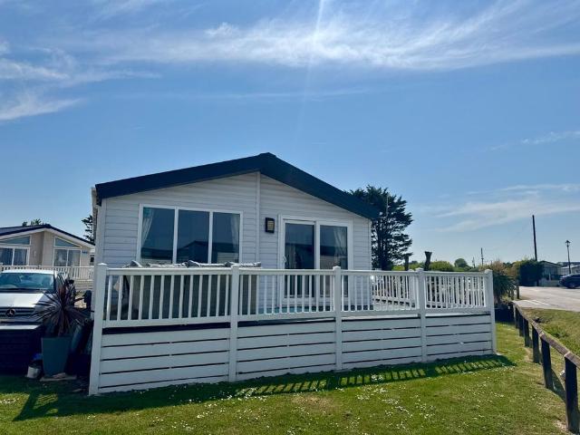 House for sale in South Tankerton, Whitstable