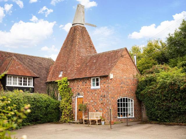 House for sale in Cross In Hand, East Sussex