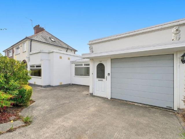 House for sale in Loundsley Green, East Midlands