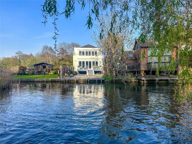 House for sale in Purewell, Christchurch