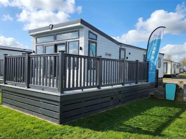 Bungalow for sale in Spring Vale, Hampshire