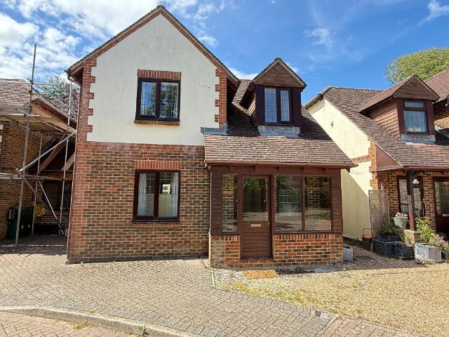 House for sale in Horsham, West Sussex