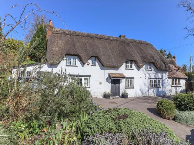 House for sale in Barton Stacey, Hampshire