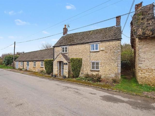 House for sale in North Leigh, Black Bourton