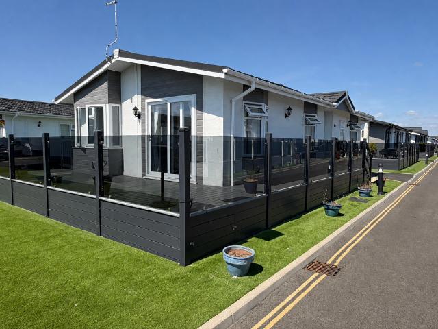 House for sale in Canvey Island