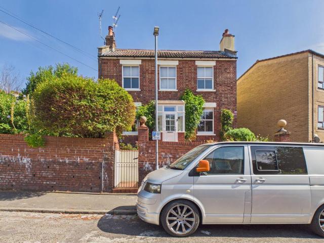 House for sale in Spike Island, Feckenham