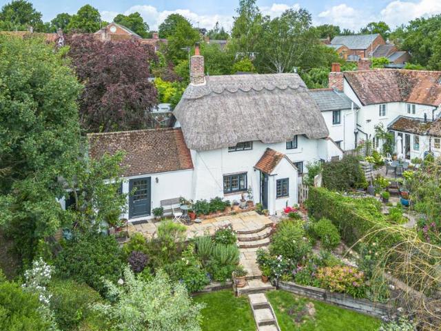 House for sale in Long Crendon