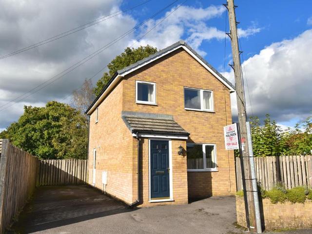 House for sale in Horwich End, High Peak
