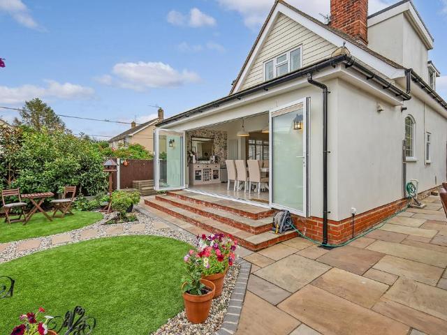 House for sale in Barnston, Duton Hill
