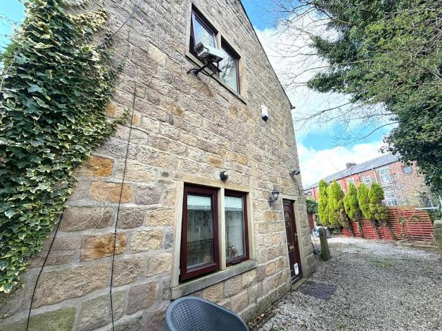 House for sale in Waterhead, Pendock