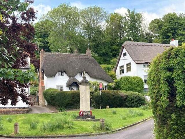 House for sale in Barton Stacey, Hampshire