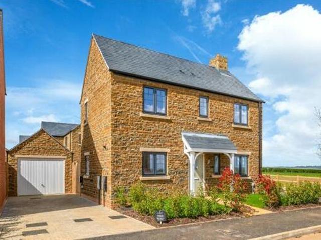 House for sale in Evershot, Oxfordshire