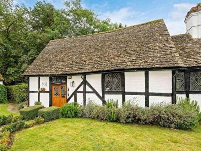 House for sale in Lyons, Greater London