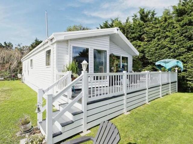 House for sale in Acol, Kent