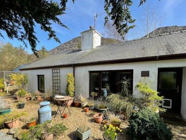 House for sale in Caernarfon, Wales