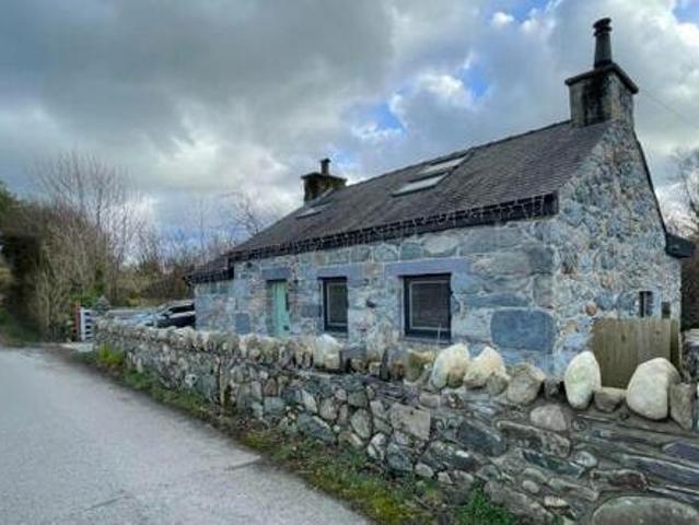 House for sale in Caernarfon, Wales