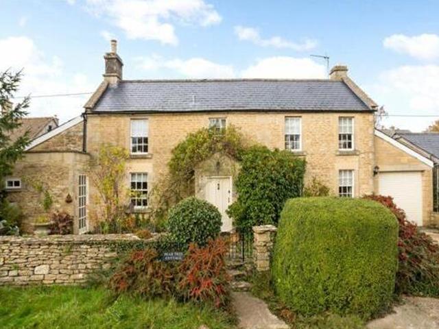 House for sale in Chippenham, Wiltshire