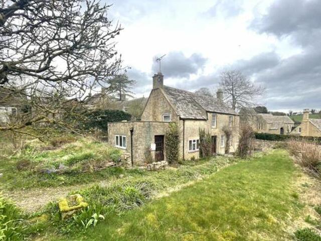 House for sale in Fossebridge, Gloucestershire